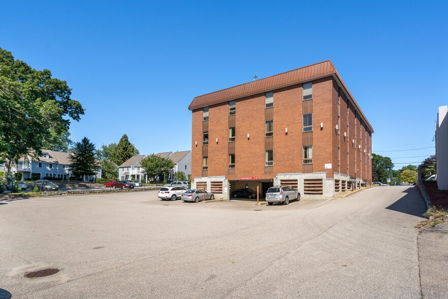 120 N Main St, Attleboro, MA for sale - Building Photo - Image 3 of 17