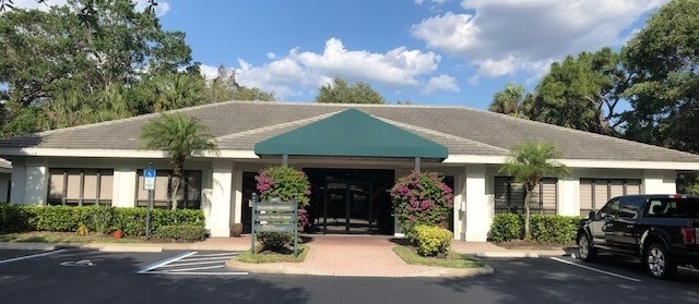 3511 Bonita Bay Blvd, Bonita Springs, FL for lease - Building Photo - Image 2 of 9