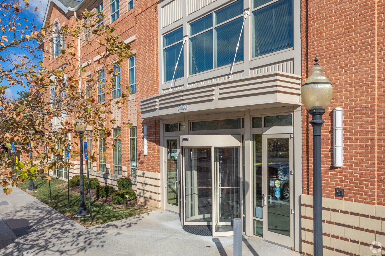 6400 Beulah St, Alexandria, VA 22310