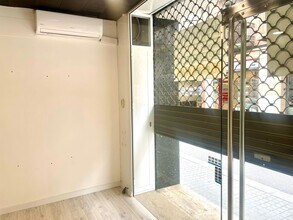 Retail in Igualada, Barcelona for lease Interior Photo- Image 2 of 8