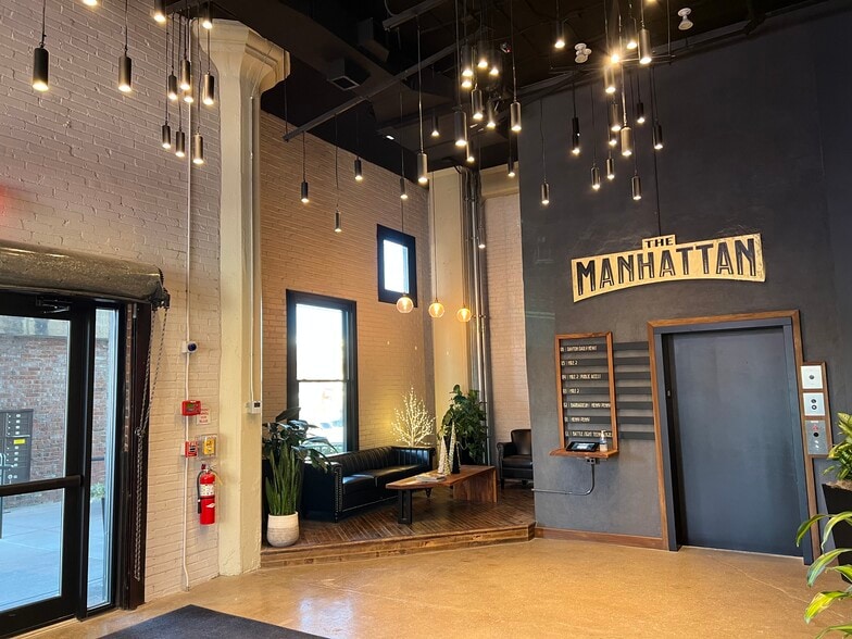 601 E 3rd St, Dayton, OH for lease - Interior Photo - Image 2 of 16