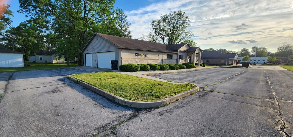 1427 Chester Blvd, Richmond, IN for sale - Building Photo - Image 3 of 4