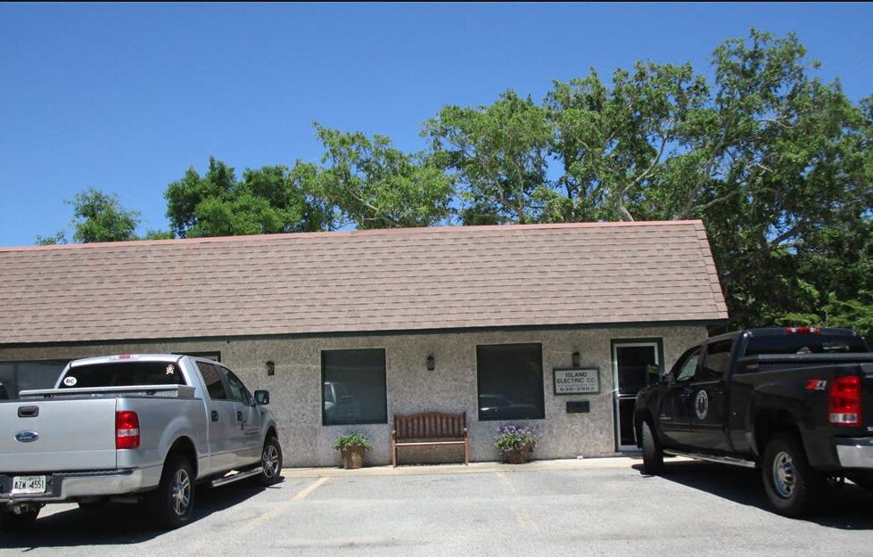 94 Riverview Dr, St Simons Island, GA for sale Primary Photo- Image 1 of 1