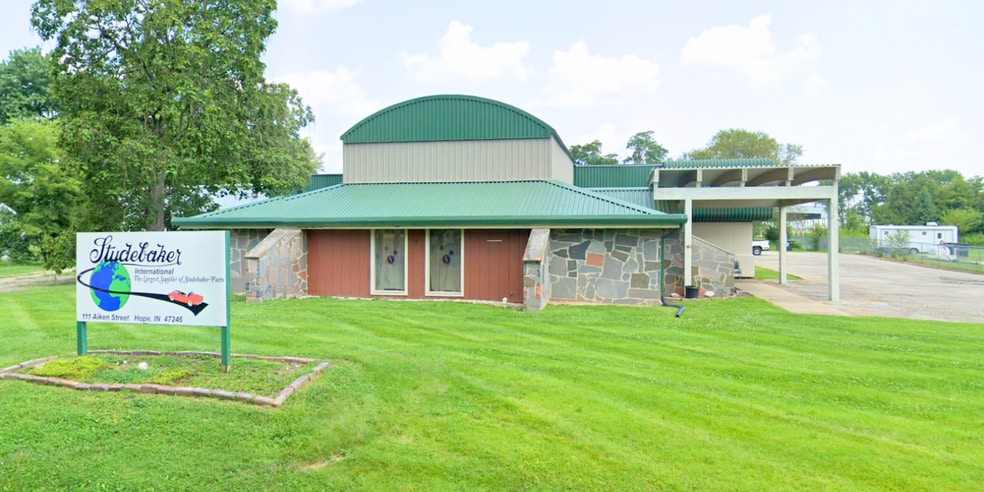 111 Aiken St, Hope, IN for lease - Building Photo - Image 3 of 27