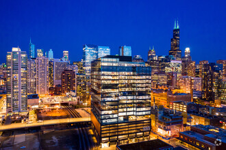 333 N Green St, Chicago, IL - aerial  map view - Image1