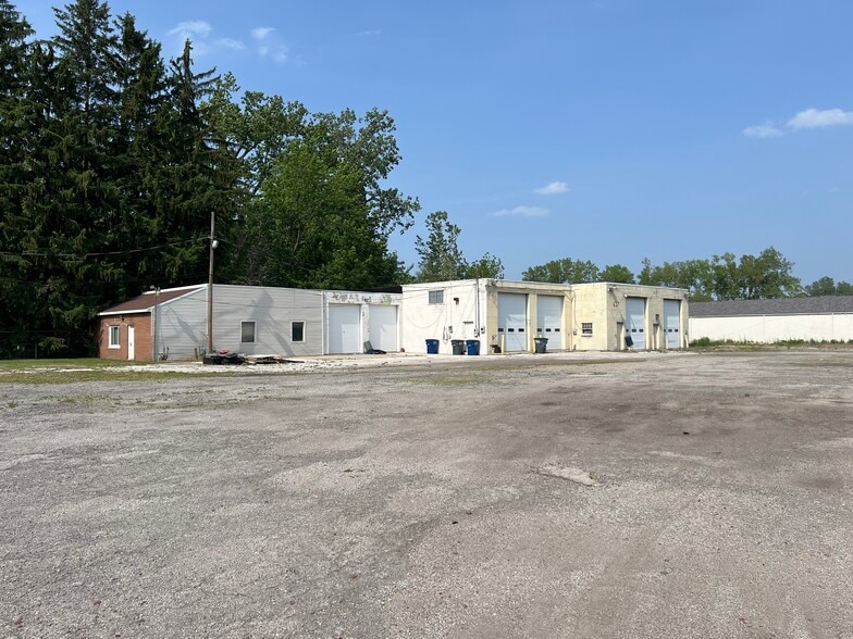 637 Elmdale Rd, Toledo, OH for sale - Building Photo - Image 2 of 6