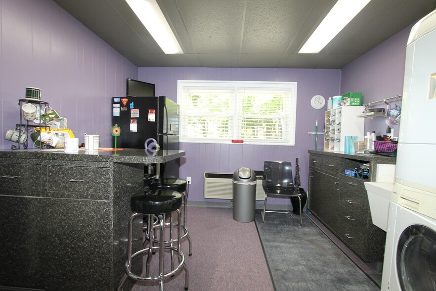 730 S Main St, Mount Vernon, OH for sale - Interior Photo - Image 3 of 8