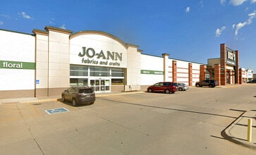 1407-1415 Flammang Dr, Waterloo, IA for lease Interior Photo- Image 2 of 2