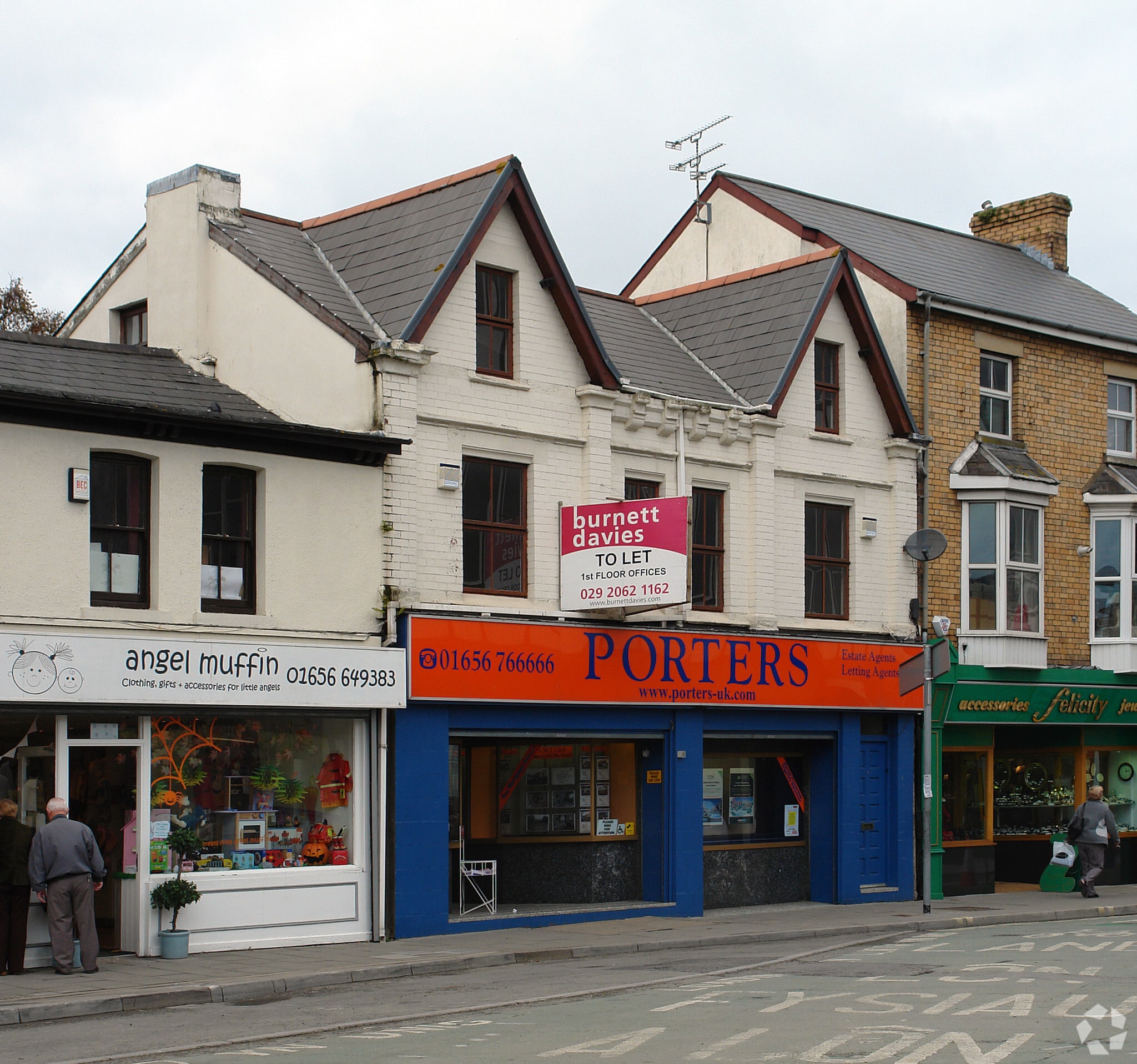 38-40 Nolton St, Bridgend for sale Primary Photo- Image 1 of 1