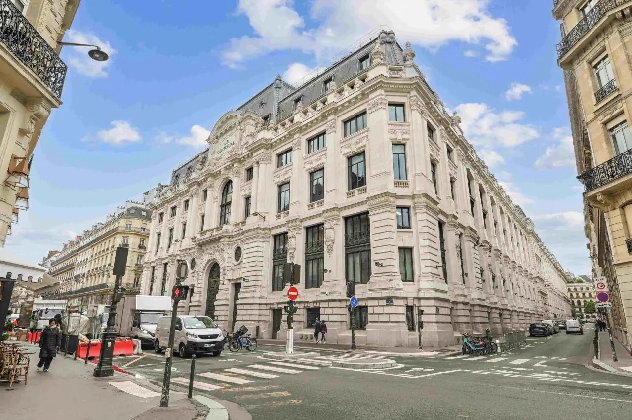 Office in Paris for lease Building Photo- Image 1 of 16