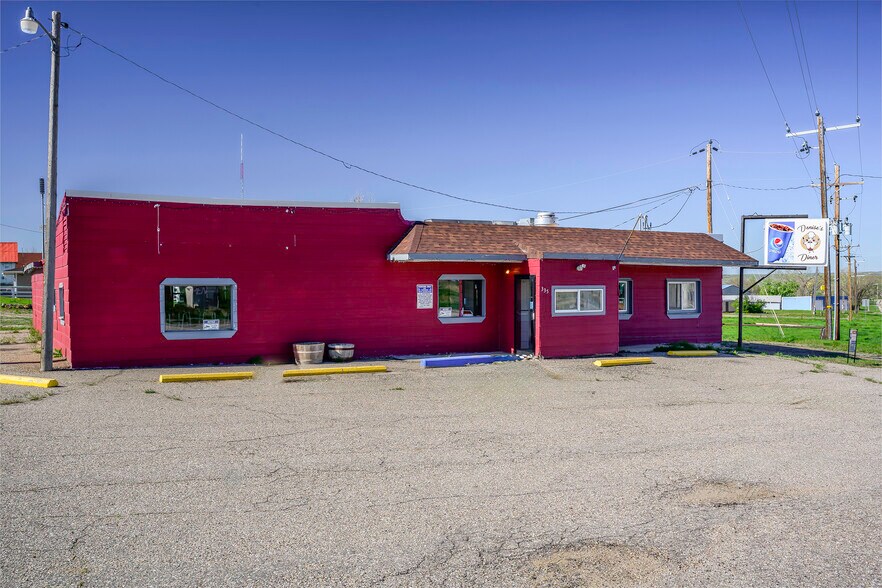 736 Highway 87, Edgerton, WY 82635 Retail for Sale