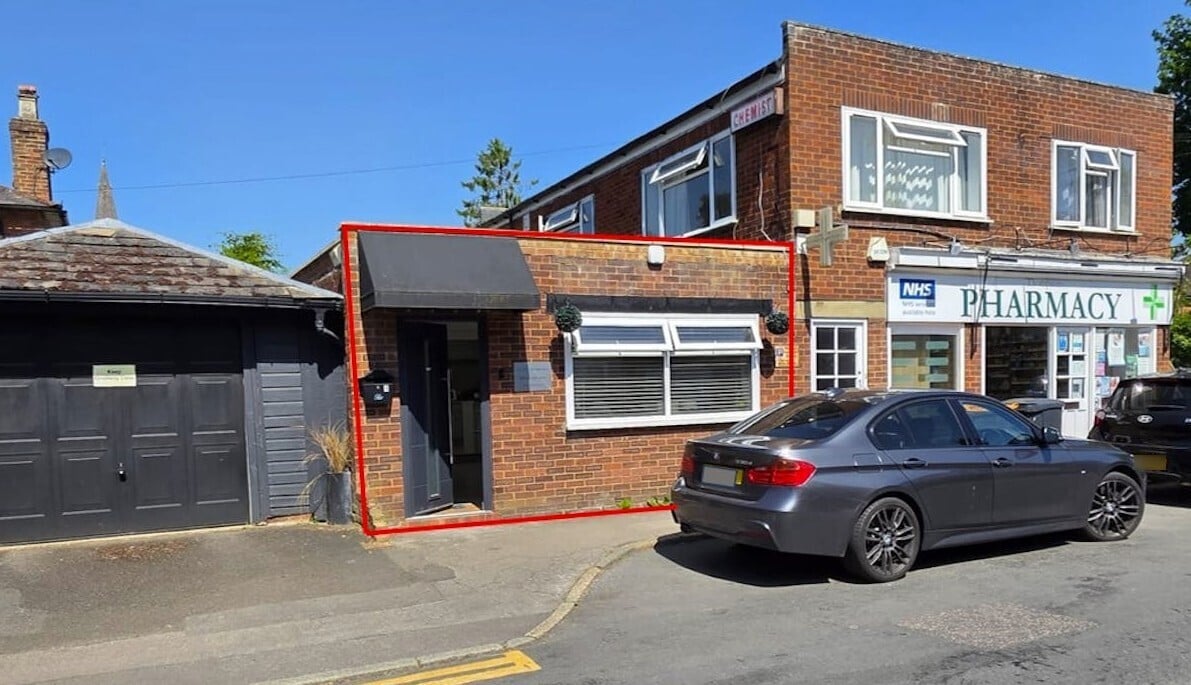 1 Riding Ln, Tonbridge for sale Primary Photo- Image 1 of 5