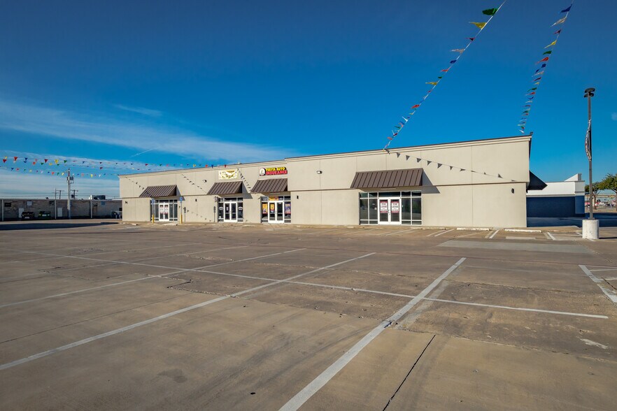 2900 Walnut Hill Ln, Dallas, TX for sale - Building Photo - Image 3 of 13