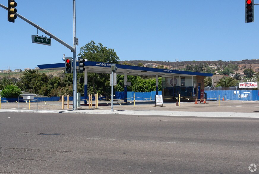 7988 Broadway, Lemon Grove, CA for lease - Primary Photo - Image 1 of 6