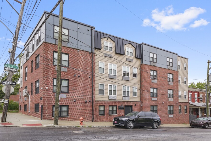 4529 Pulaski Ave, Philadelphia, PA for sale - Building Photo - Image 2 of 9