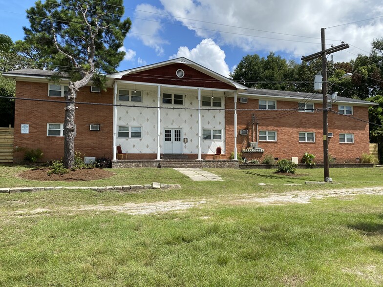 3733 Saint Johns Ave, North Charleston, SC for sale - Primary Photo - Image 1 of 1