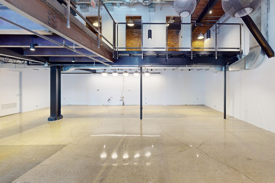 1333 N Kingsbury St, Chicago, IL for lease - Building Photo - Image 3 of 12