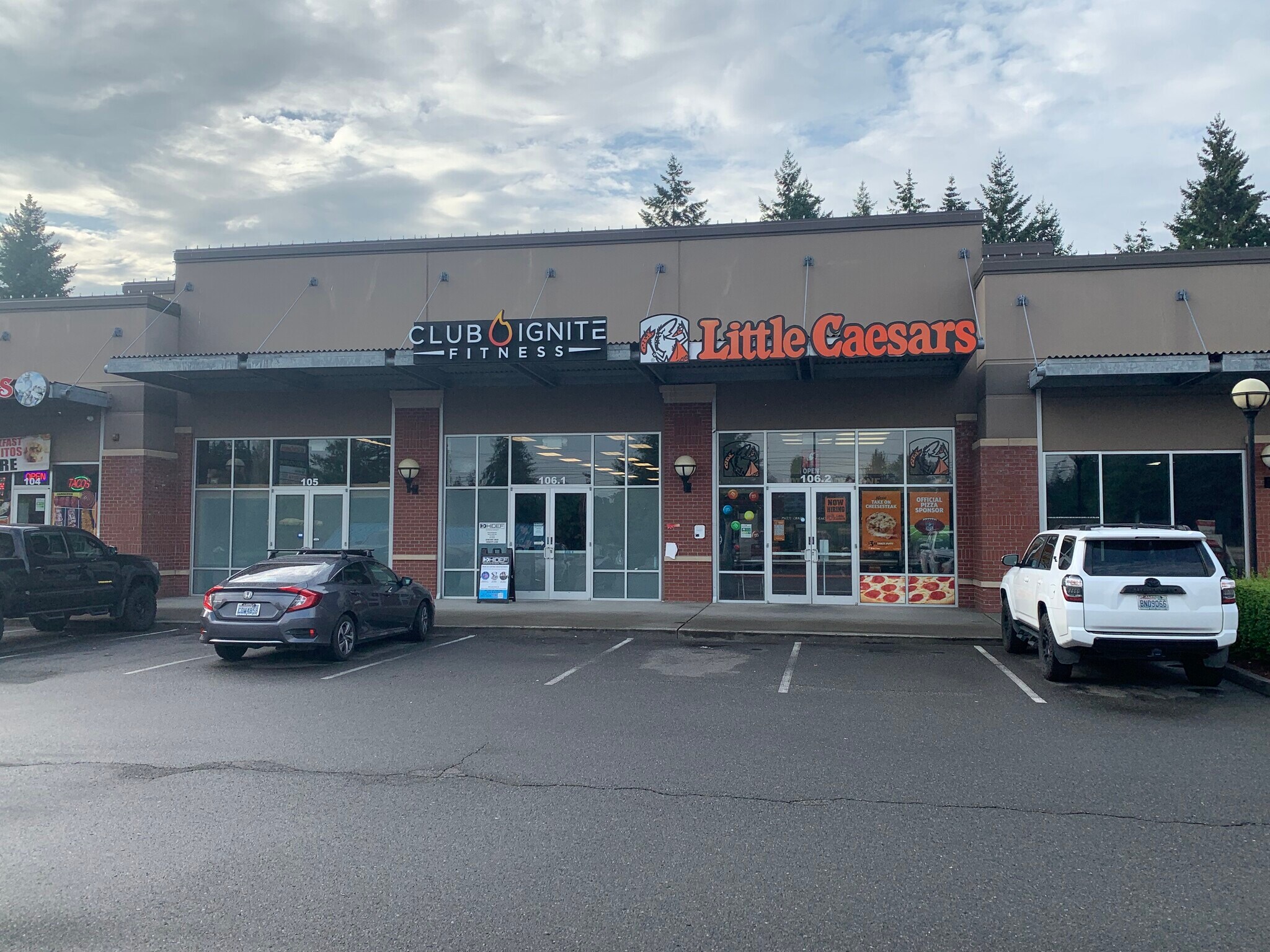 15423 SE 272nd St, Kent, WA for lease Interior Photo- Image 1 of 7