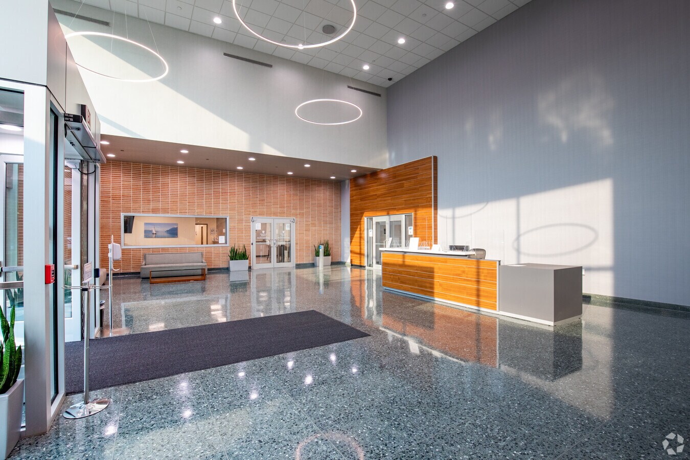 500 Commack Rd, Commack, NY 11725 Flex for Lease