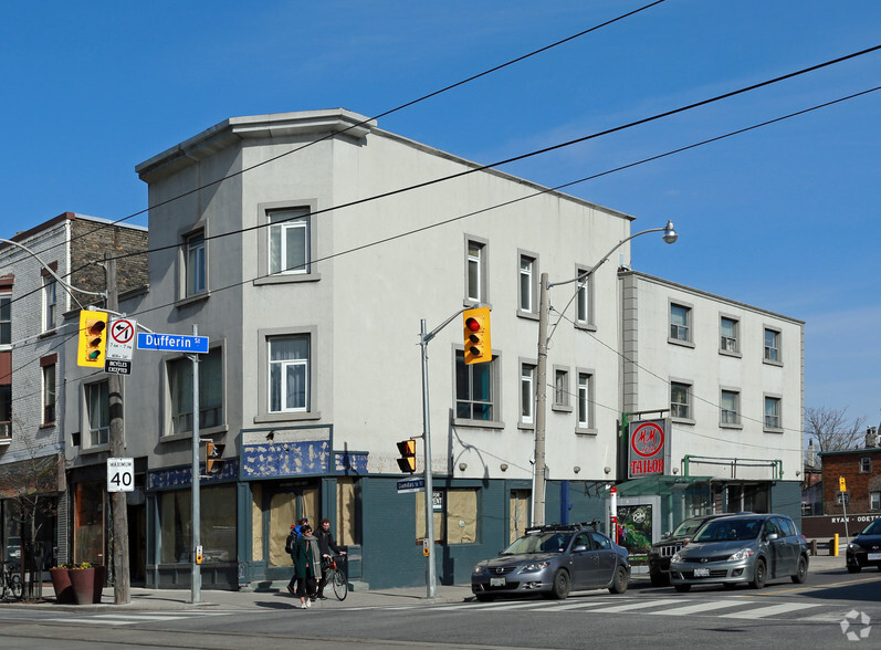 1484 Dundas St W, Toronto, ON for lease - Primary Photo - Image 1 of 4