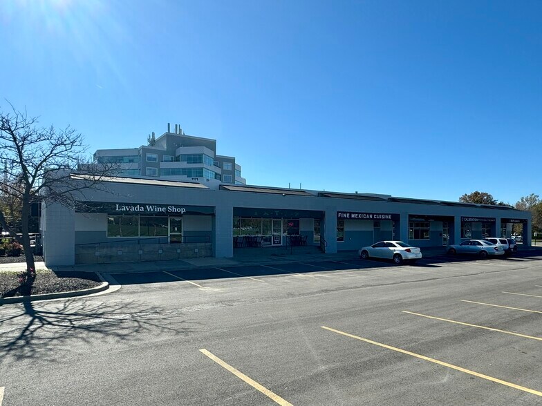 7301-7319 W 95th St, Overland Park, KS for sale - Primary Photo - Image 1 of 9