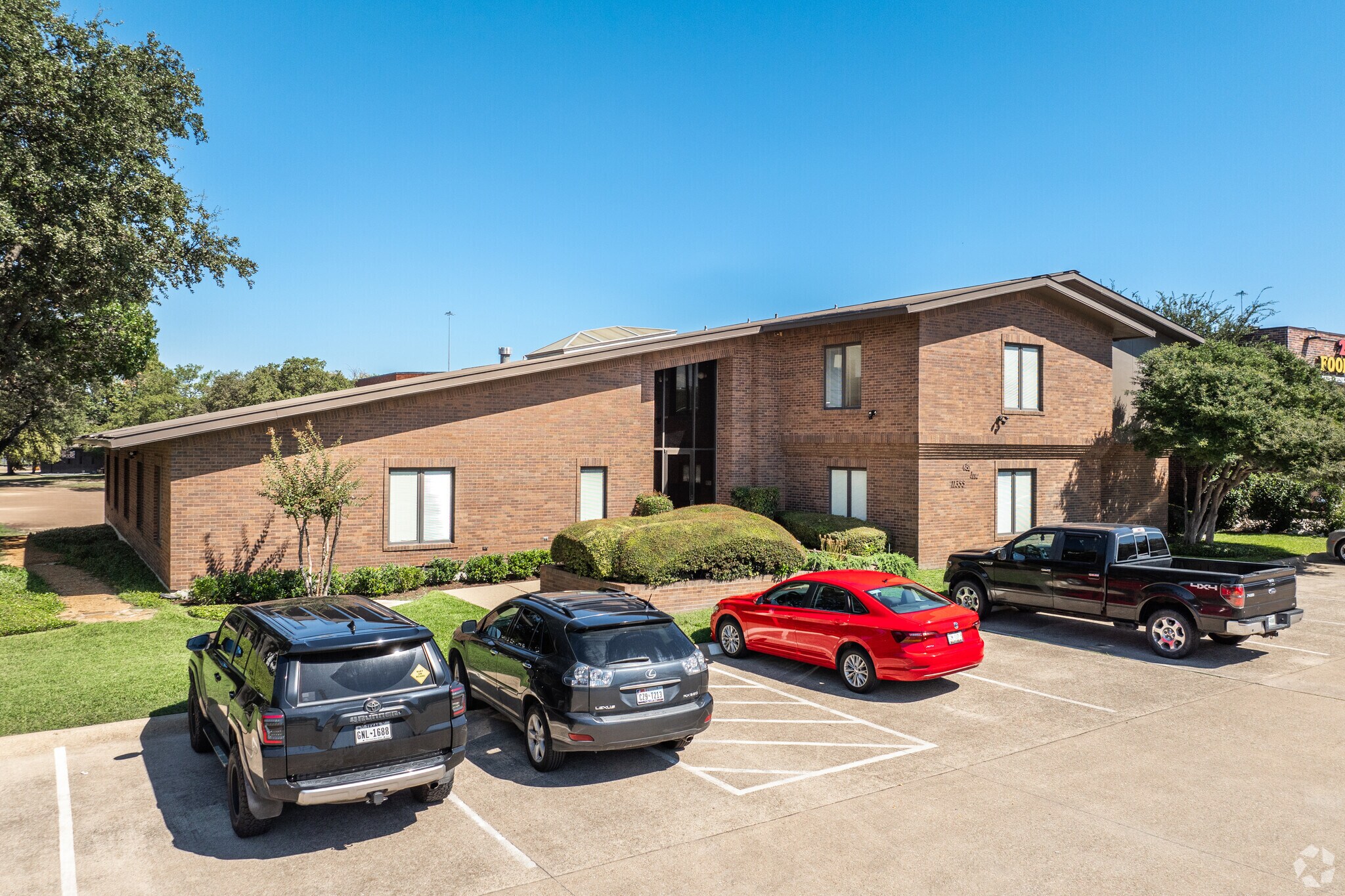 11355 McCree Rd, Dallas, TX for sale Building Photo- Image 1 of 1