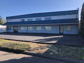 4060 Stewart Rd, Eugene, OR for lease Building Photo- Image 2 of 2