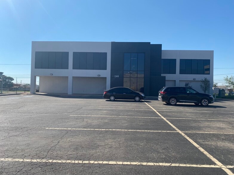 1340 E 7th St, Odessa, TX for lease - Building Photo - Image 2 of 3