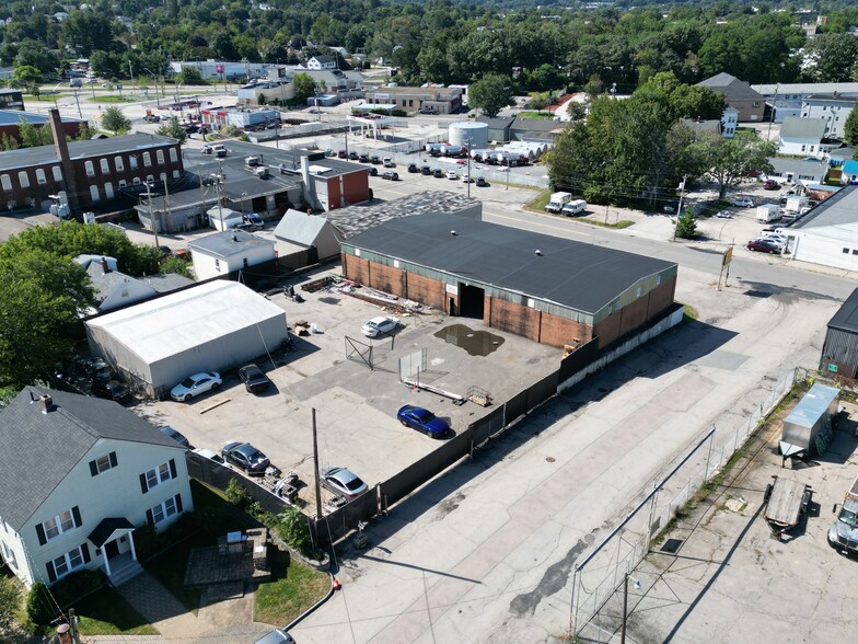 251 Clay St, Manchester, NH for lease - Building Photo - Image 1 of 18