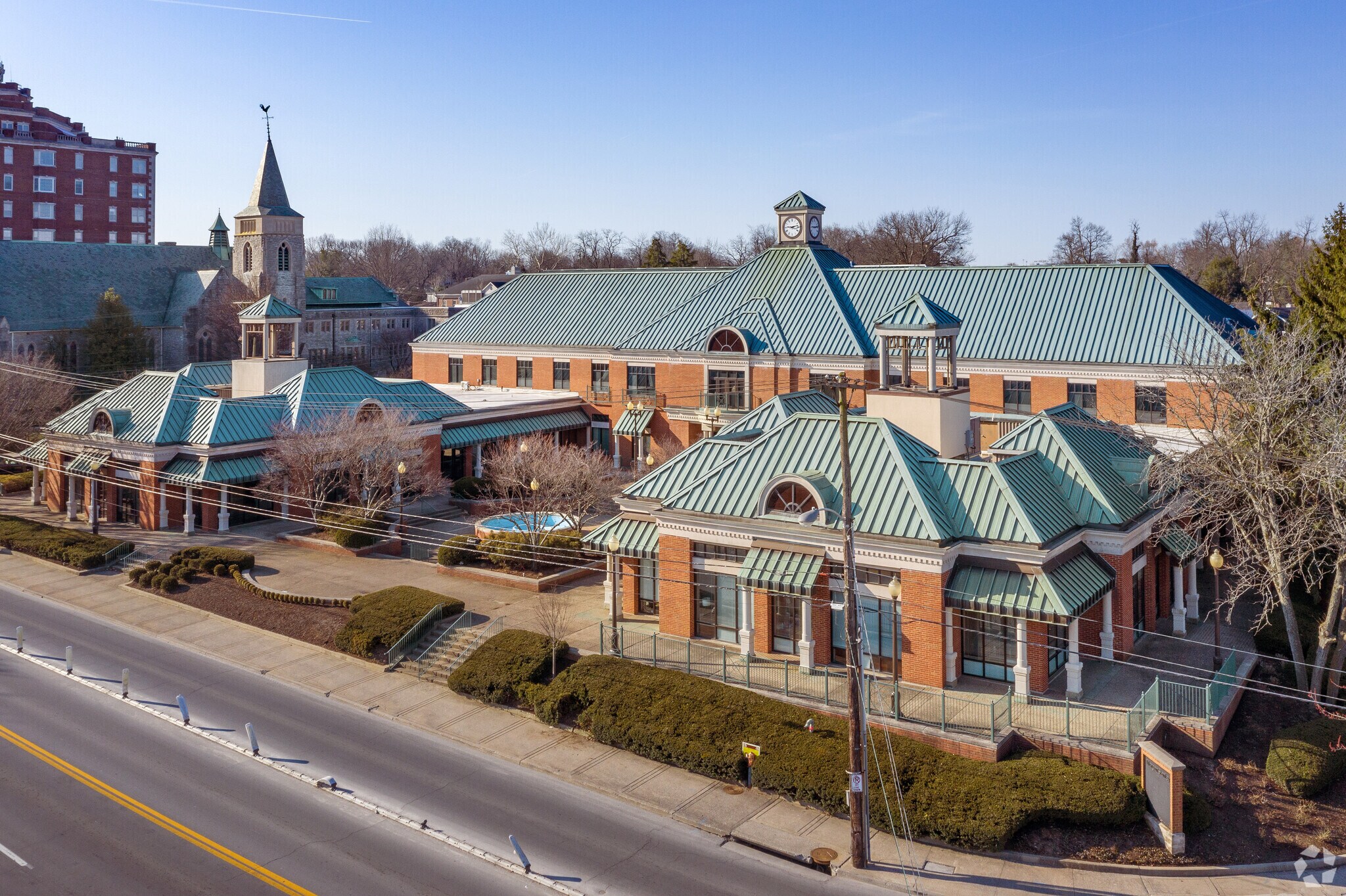 444 E Main St, Lexington, KY for lease Primary Photo- Image 1 of 8