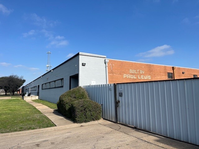 8500-8600 Sovereign Row, Dallas, TX for lease - Building Photo - Image 2 of 13