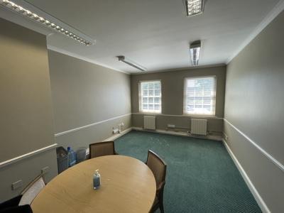 10 St Ann St, Salisbury for lease - Building Photo - Image 2 of 4