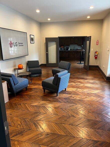 4401 Bretton Ct NW, Acworth, GA for lease - Interior Photo - Image 3 of 19