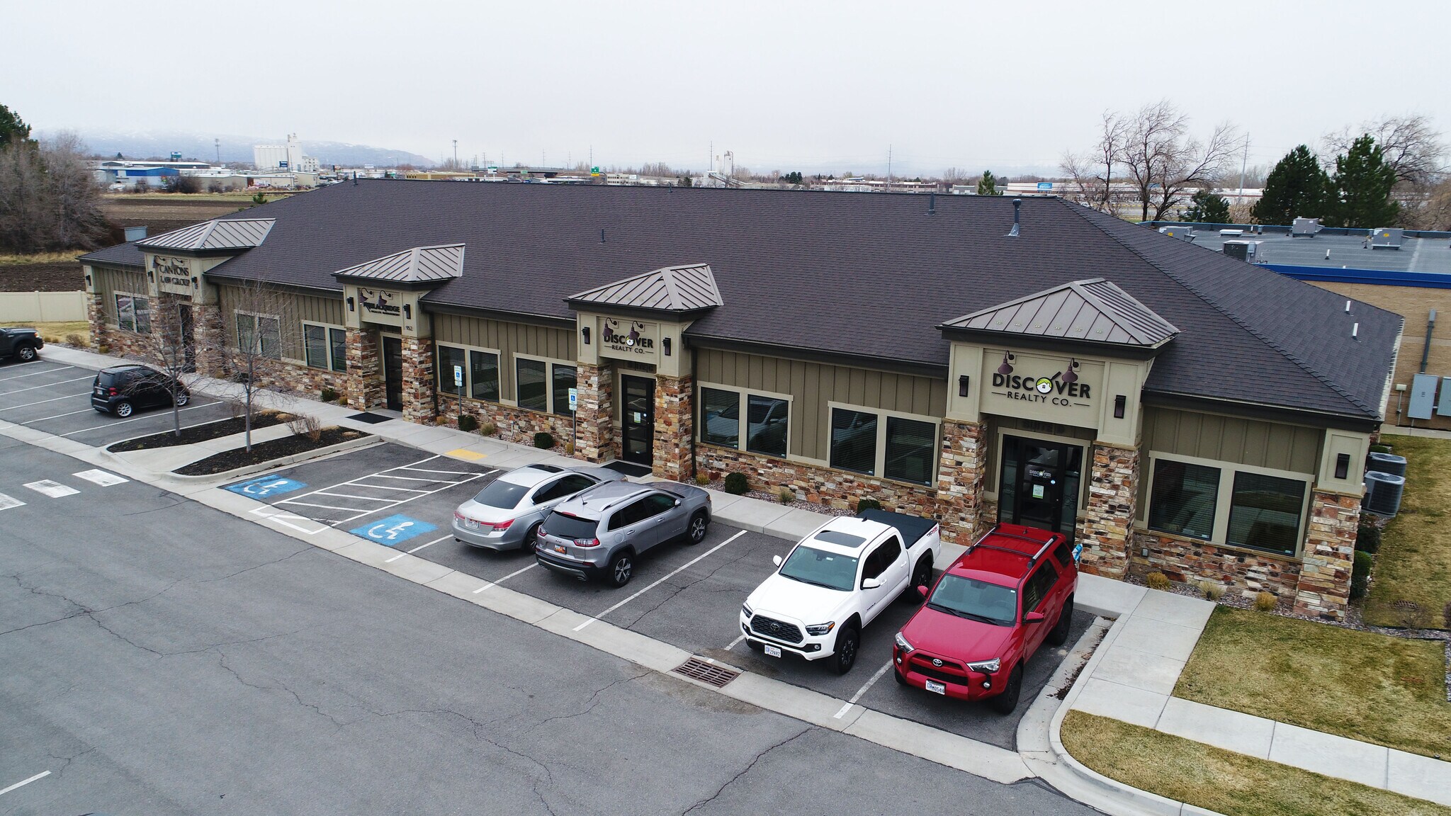 952 S Main St, Layton, UT for sale Primary Photo- Image 1 of 1