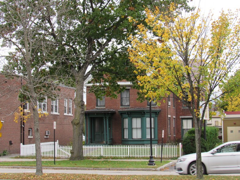 143 Main St, Keene, NH for sale - Primary Photo - Image 1 of 1