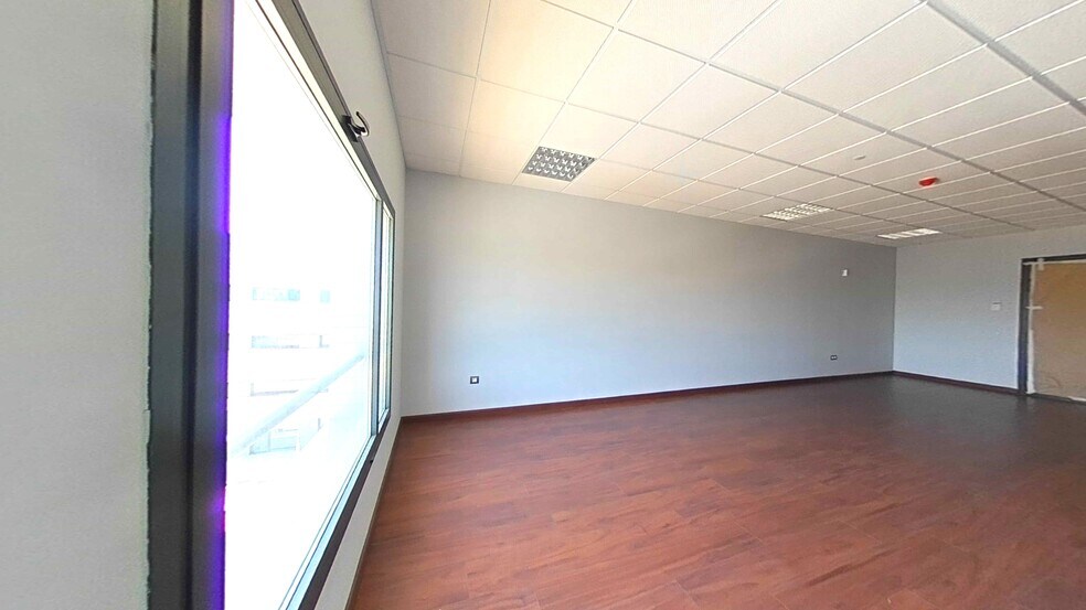 Office in Salteras for sale - Building Photo - Image 3 of 20