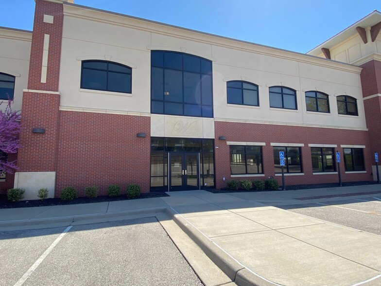 10700-10720 Metcalf Ave, Overland Park, KS for lease - Building Photo - Image 3 of 8