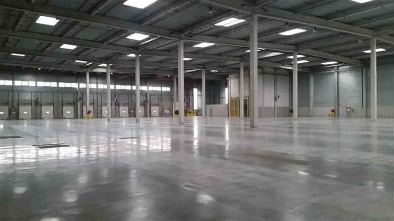 Location Entrepôt 20 422 m² - Photo 1