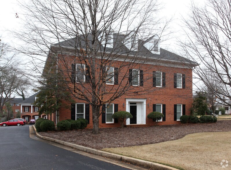 598 S Milledge Ave, Athens, GA for sale - Primary Photo - Image 1 of 1