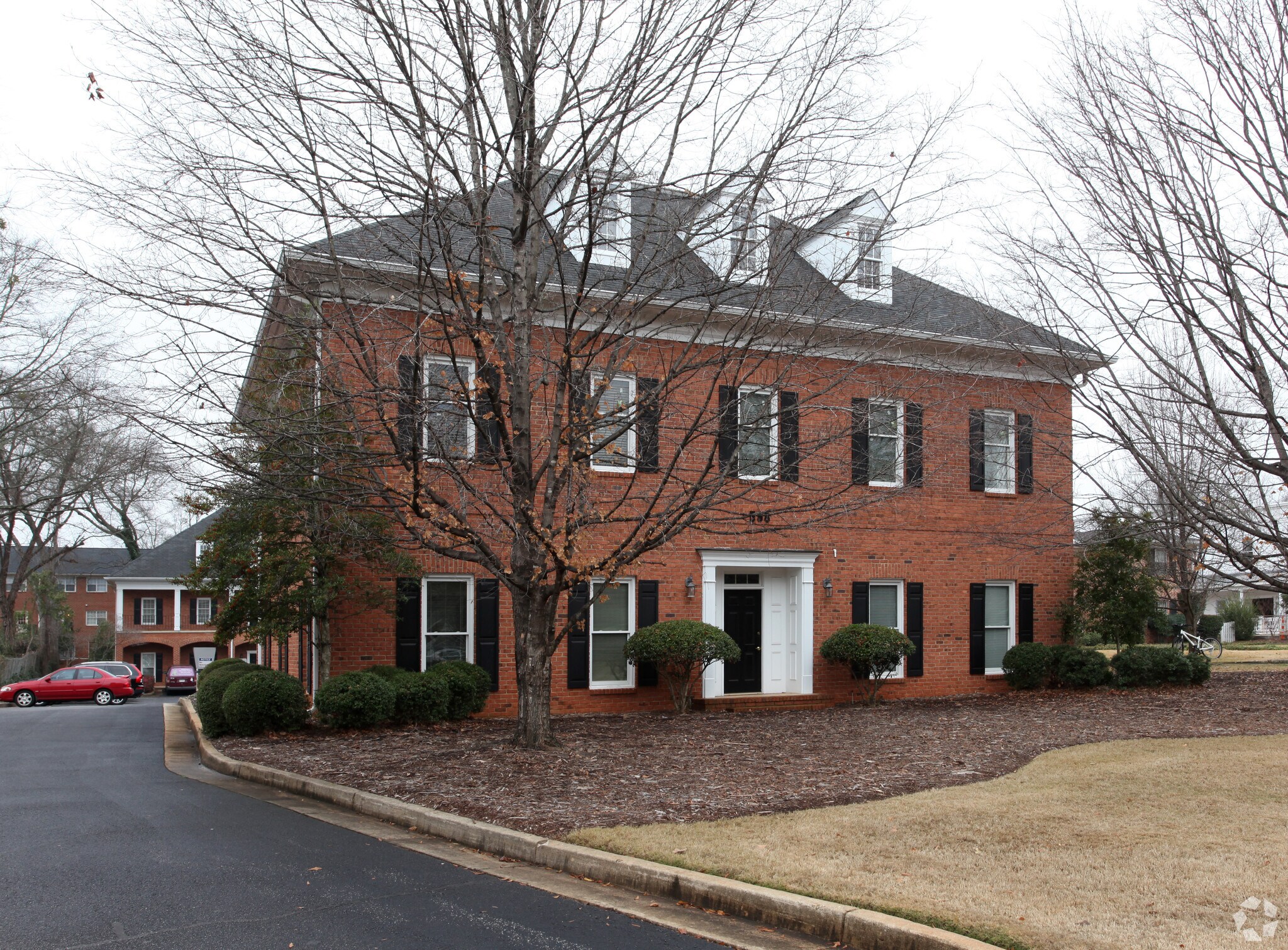 598 S Milledge Ave, Athens, GA for sale Primary Photo- Image 1 of 1