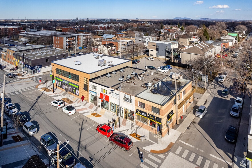 8654-8656 Av De Chaumont, Montréal, QC for lease - Aerial - Image 2 of 5