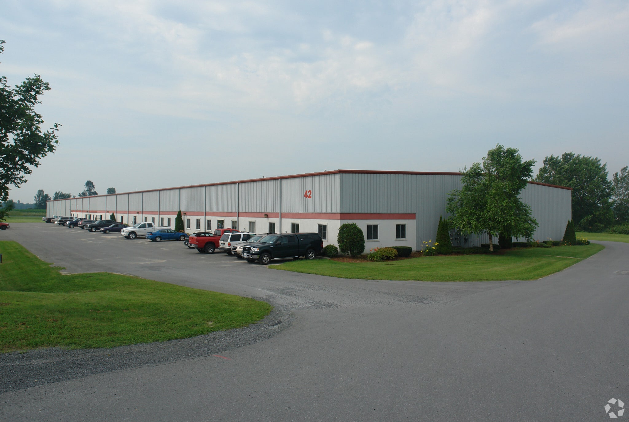 42 Gateway Dr, Plattsburgh, NY for sale Primary Photo- Image 1 of 1