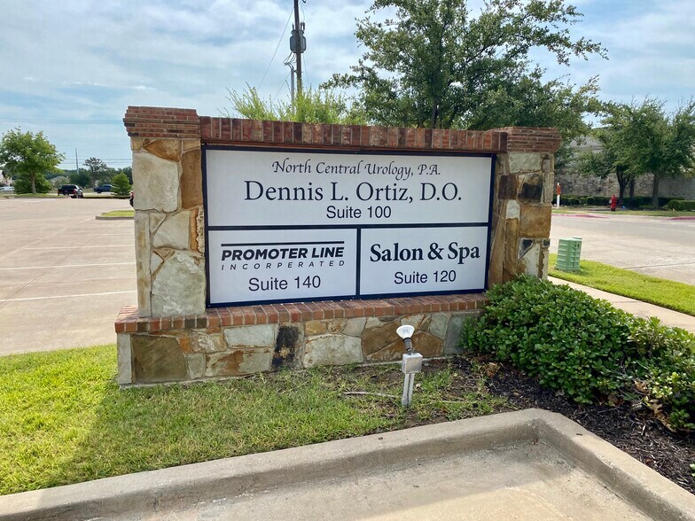 4218 Gateway Dr, Colleyville, TX for sale - Building Photo - Image 1 of 1