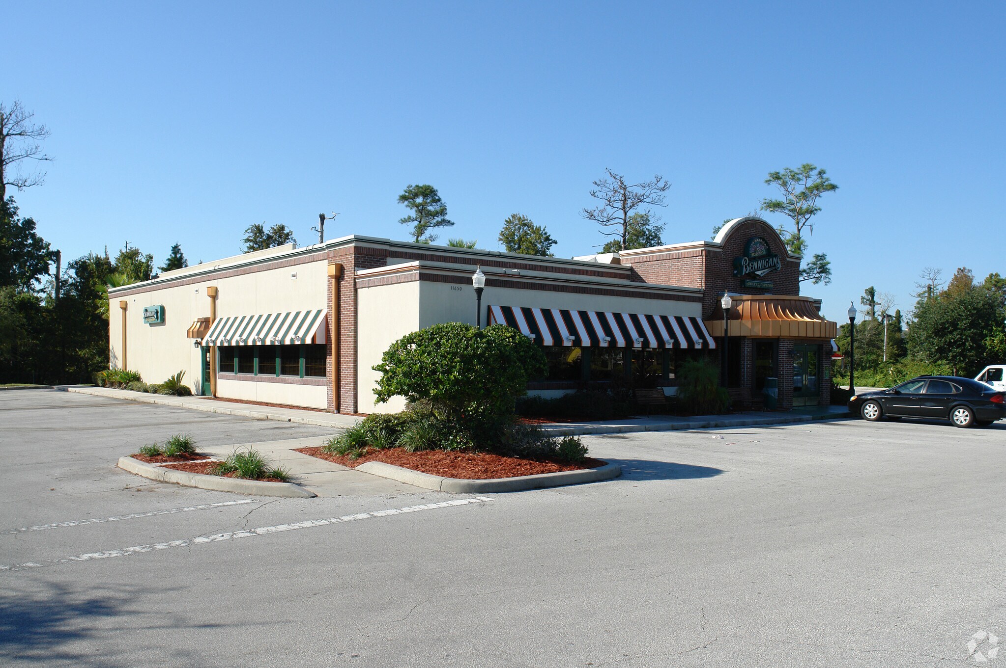 11650 University Blvd, Orlando, FL for sale Primary Photo- Image 1 of 1