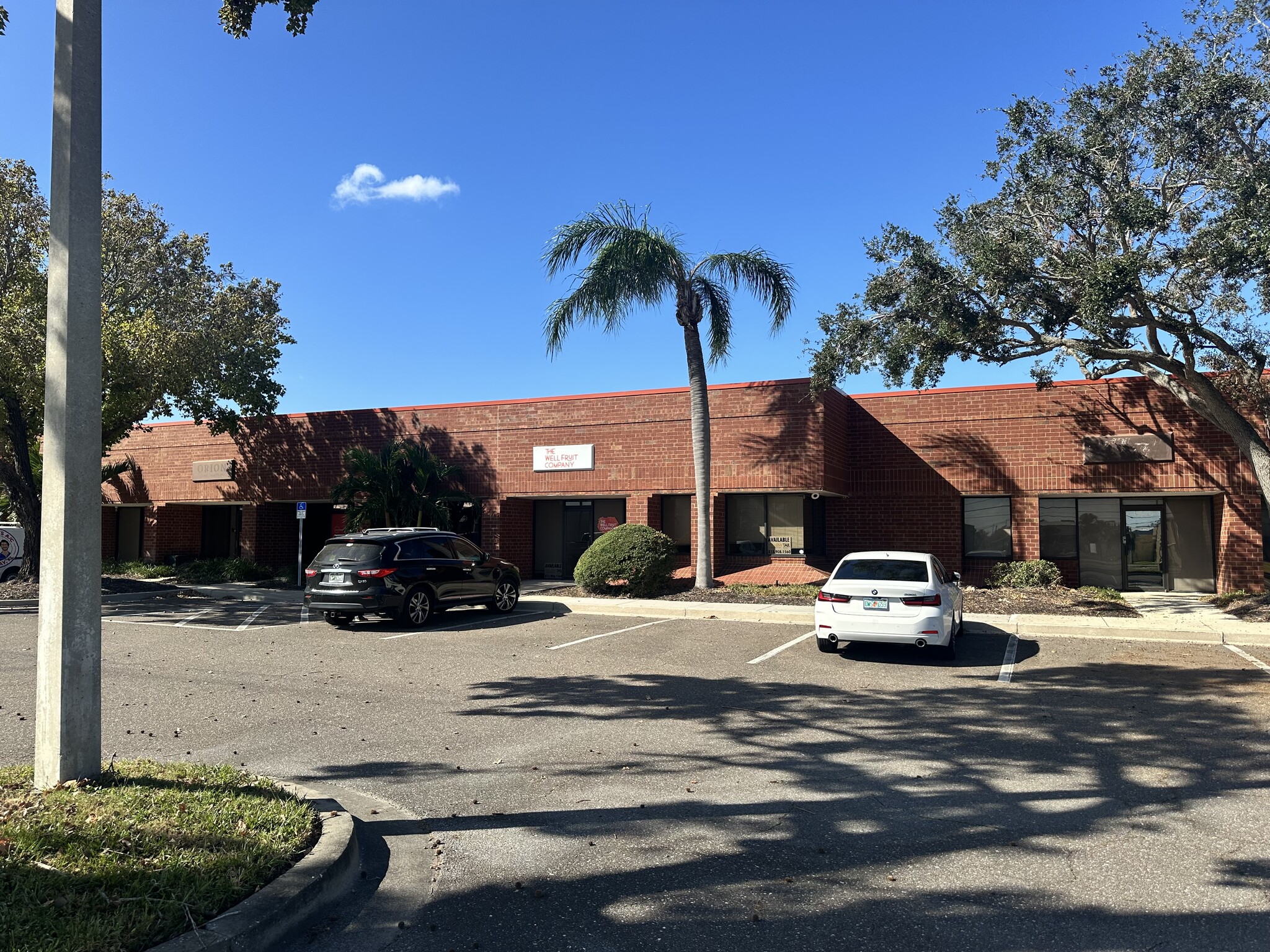 4900 Creekside Dr, Clearwater, FL for lease Building Photo- Image 1 of 7