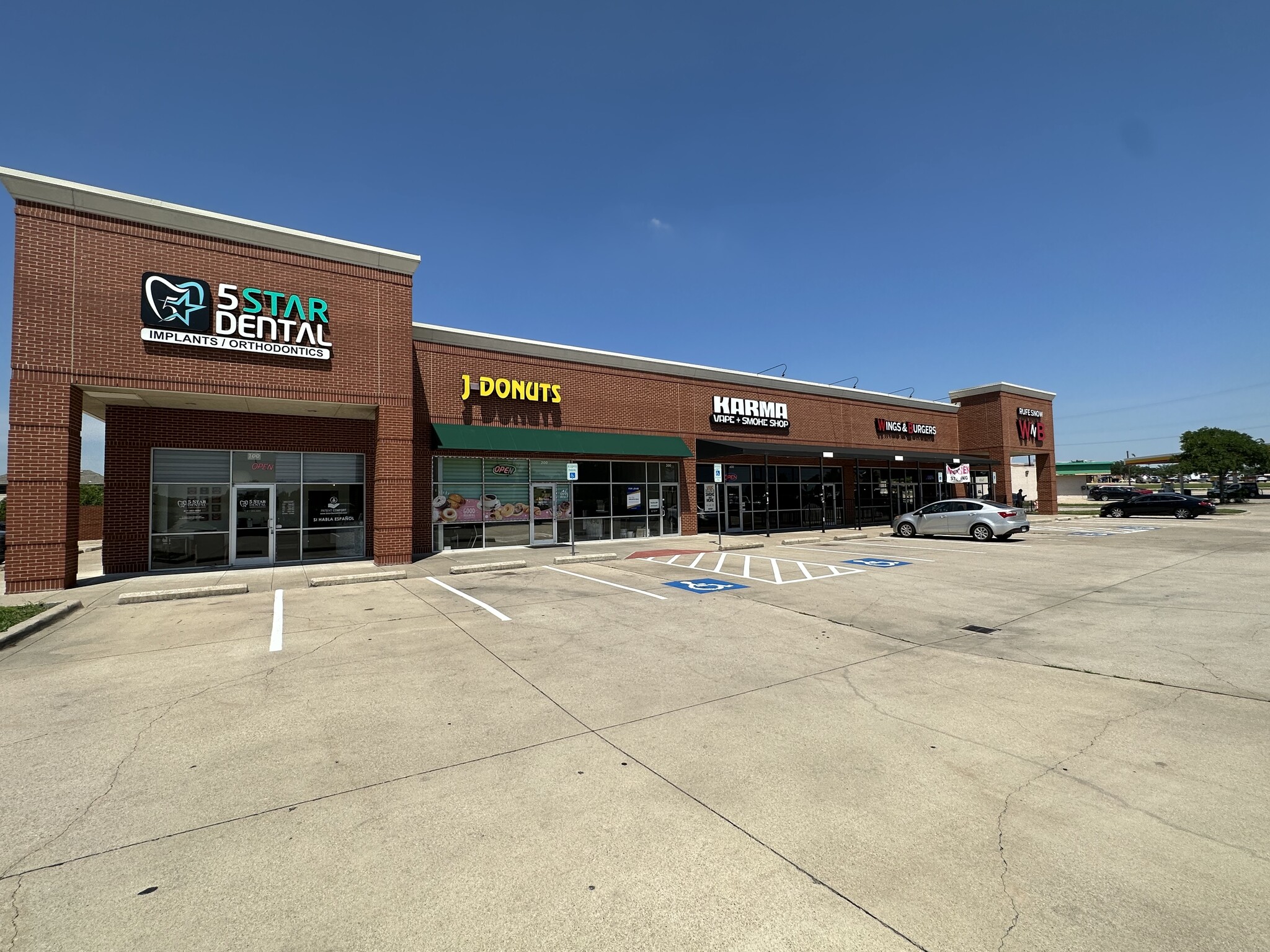 8247 Rufe Snow Dr, Fort Worth, TX for lease Building Photo- Image 1 of 6