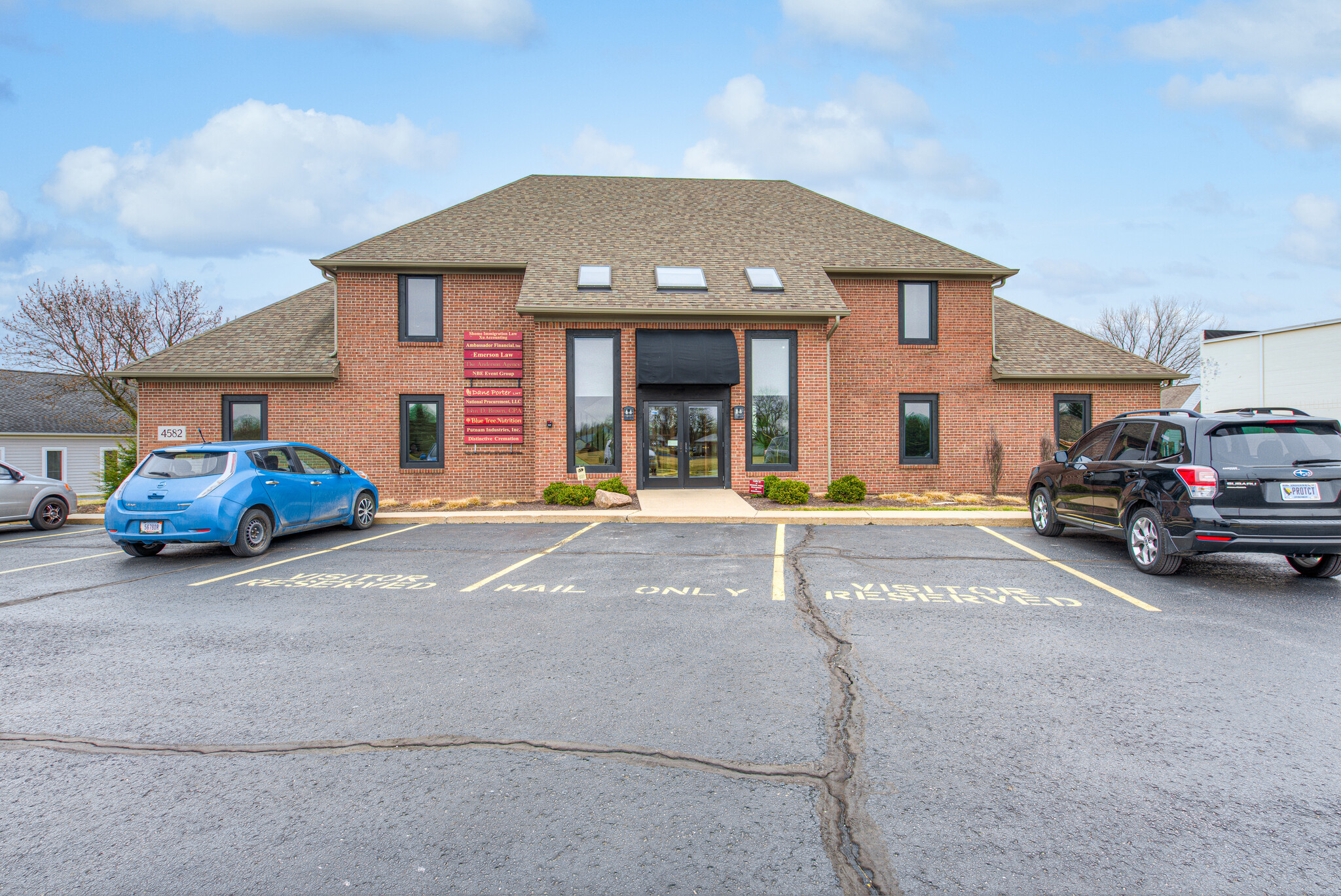 4582 Northwest Plaza West Dr, Zionsville, IN for lease Building Photo- Image 1 of 44