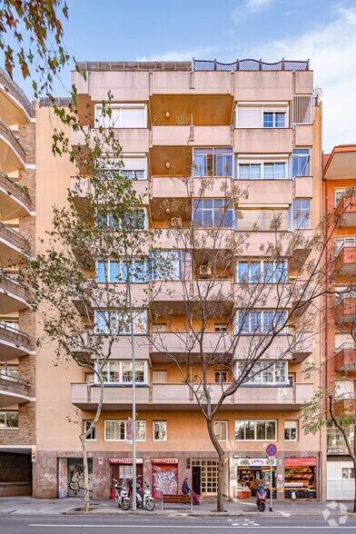 Carrer de Berlín, 64, Barcelona, Barcelona for sale - Primary Photo - Image 1 of 1