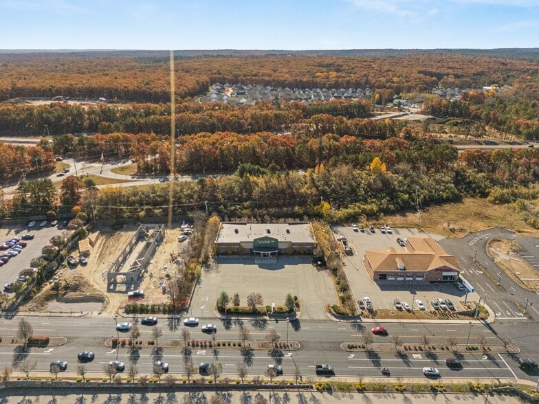 775 Centre Of New England Blvd, West Greenwich, RI for sale - Building Photo - Image 3 of 21