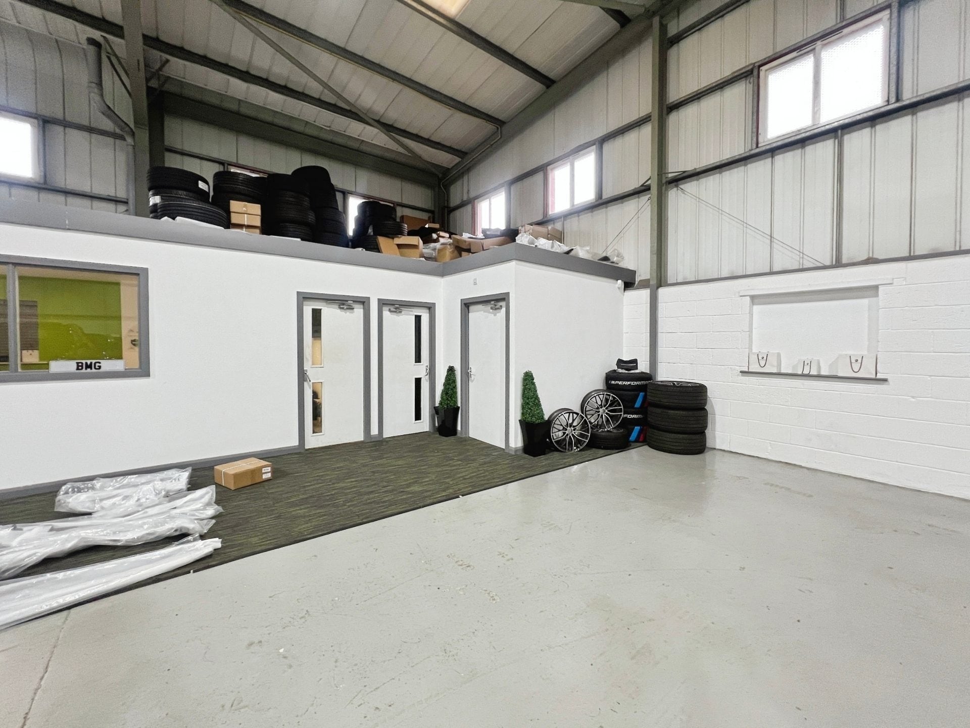 Bythell Ct, Burnley for lease Interior Photo- Image 1 of 2